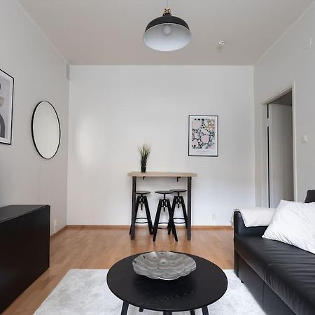 Kodikas Huoneisto Helsingin Keskustassa Lägenhet Helsingfors Exteriör bild
